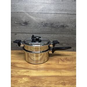 Royal Prestige 7-Ply SS Titanium Silver Alloy Copper 2.5Qt Sauce Pan w/Steamer